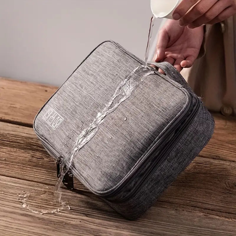 Custodia Organizer Impermeabile per Cavi e Accessori Tech